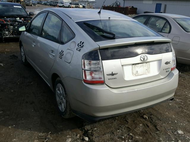 JTDKB20U040010308 - 2004 TOYOTA PRIUS SILVER photo 3