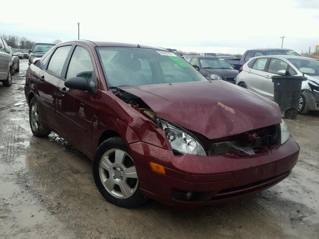 1FAHP34N67W351661 - 2007 FORD FOCUS ZX4 RED photo 1