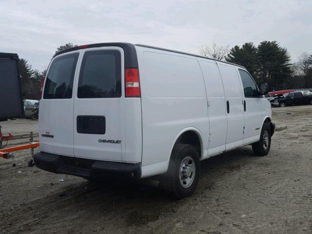 1GCGG25V361255903 - 2006 CHEVROLET EXPRESS G2 WHITE photo 4