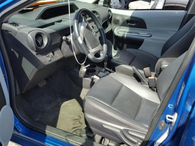 JTDKDTB39D1036372 - 2013 TOYOTA PRIUS C BLUE photo 5