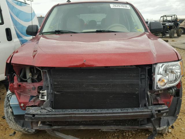 1FMCU031X8KA96916 - 2008 FORD ESCAPE XLT RED photo 9