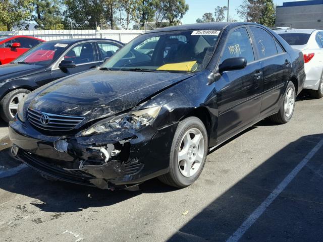 JTDBE32K763064862 - 2006 TOYOTA CAMRY LE BLACK photo 2