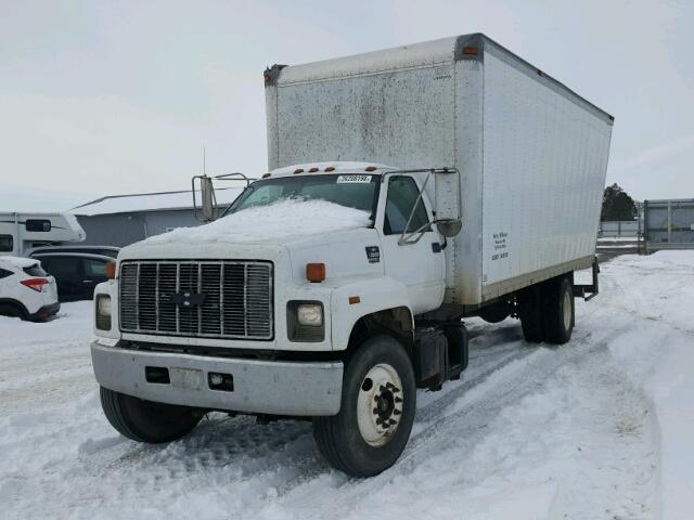 1GBJ7H1C3YJ509369 - 2000 CHEVROLET C-SERIES C WHITE photo 2