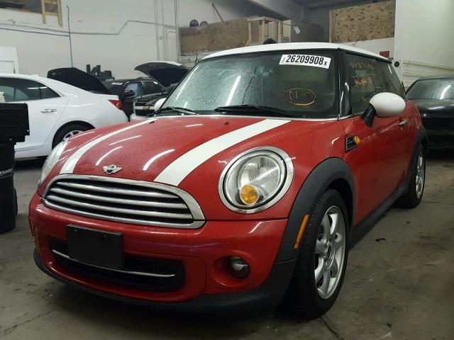 WMWSU3C58CT366939 - 2012 MINI COOPER RED photo 2