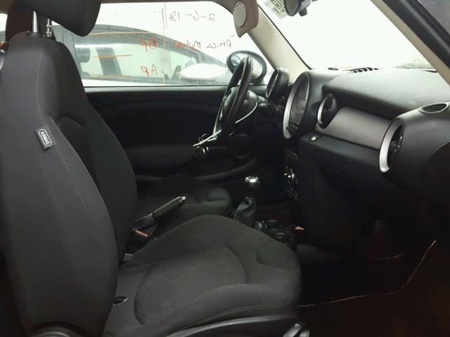 WMWSU3C58CT366939 - 2012 MINI COOPER RED photo 5