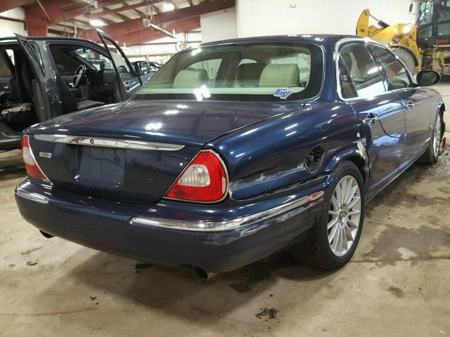 SAJWA71B46SH08818 - 2006 JAGUAR XJ8 BLUE photo 4