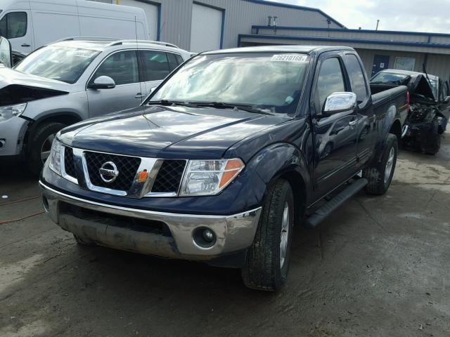 1N6AD06U67C439079 - 2007 NISSAN FRONTIER K BLUE photo 2