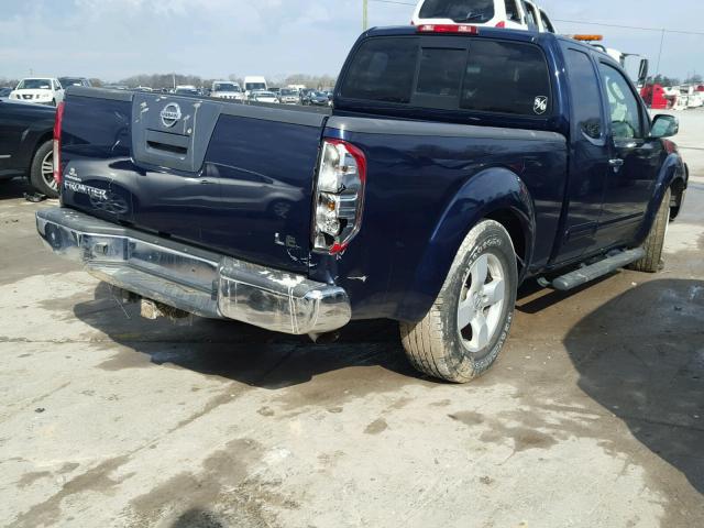 1N6AD06U67C439079 - 2007 NISSAN FRONTIER K BLUE photo 4