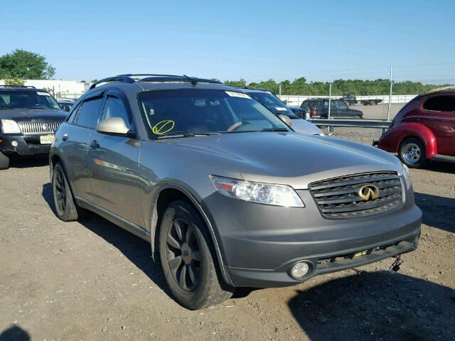 JNRAS08W94X222072 - 2004 INFINITI FX35 GOLD photo 1