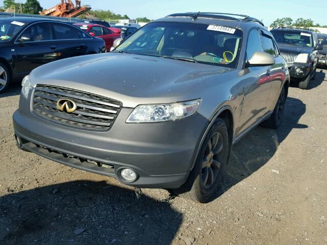 JNRAS08W94X222072 - 2004 INFINITI FX35 GOLD photo 2