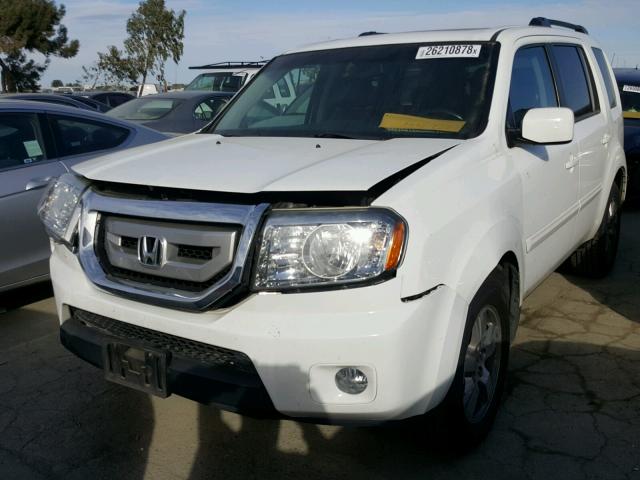 5FNYF4H54AB040173 - 2010 HONDA PILOT EXL WHITE photo 2