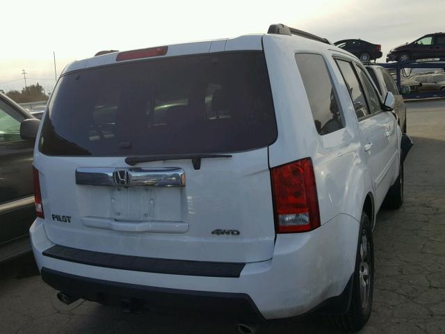 5FNYF4H54AB040173 - 2010 HONDA PILOT EXL WHITE photo 4