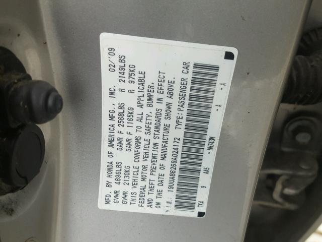 19UUA86269A024172 - 2009 ACURA TL SILVER photo 10