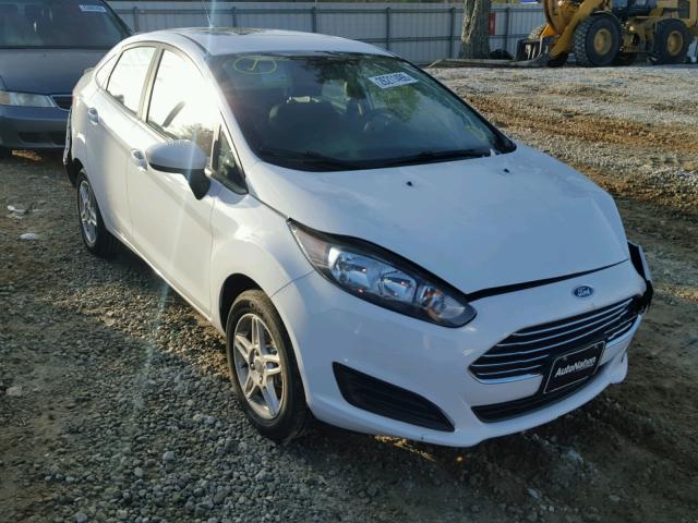 3FADP4BJ2HM136851 - 2017 FORD FIESTA SE WHITE photo 1