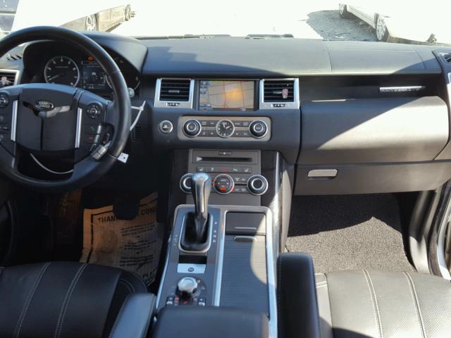 SALSH2E43BA273805 - 2011 LAND ROVER RANGE ROVE SILVER photo 9