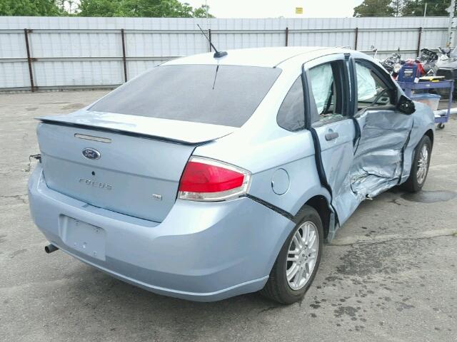 1FAHP35N29W177248 - 2009 FORD FOCUS SE BLUE photo 4