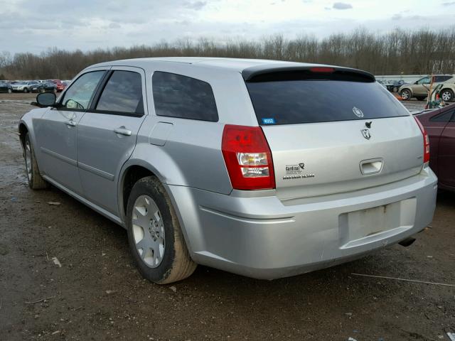 2D4FV47V67H622941 - 2007 DODGE MAGNUM SXT SILVER photo 3