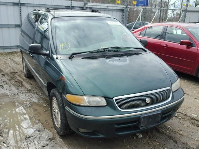 1C4GP54L8VB213138 - 1997 CHRYSLER TOWN & COU GREEN photo 1