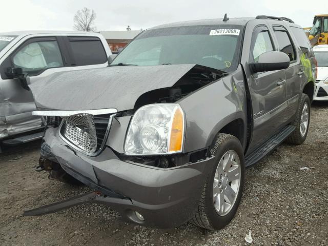 1GKFK13048J212075 - 2008 GMC YUKON SILVER photo 2