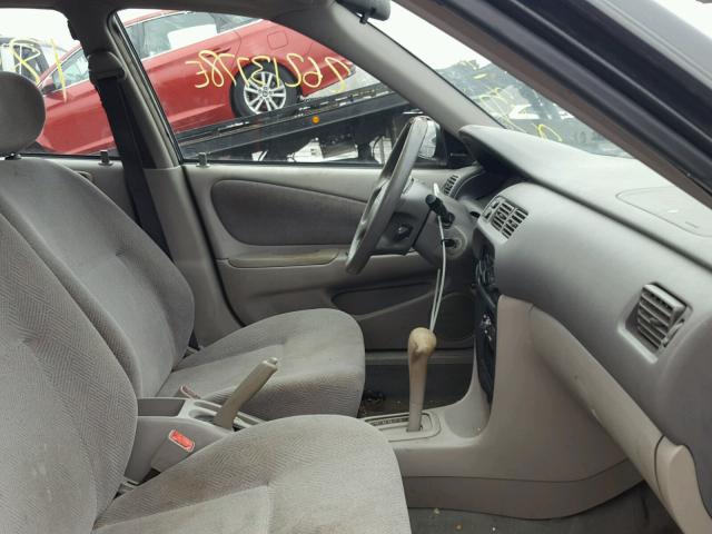 1Y1SK528X2Z422483 - 2002 CHEVROLET GEO PRIZM 黑色 照片 5