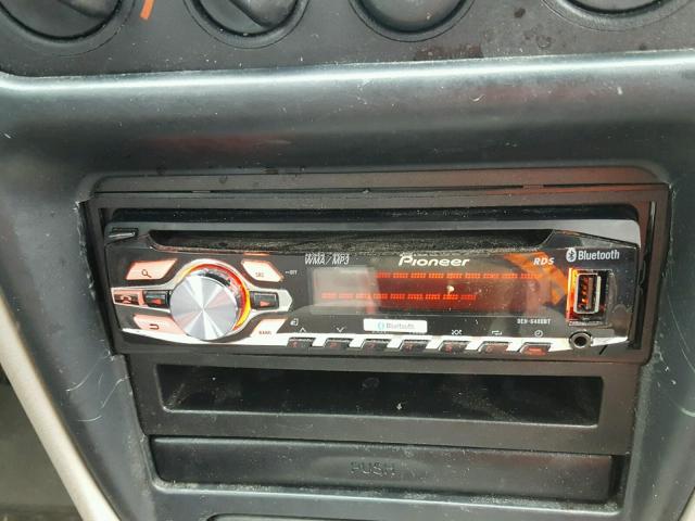 1Y1SK528X2Z422483 - 2002 CHEVROLET GEO PRIZM 黑色 照片 9