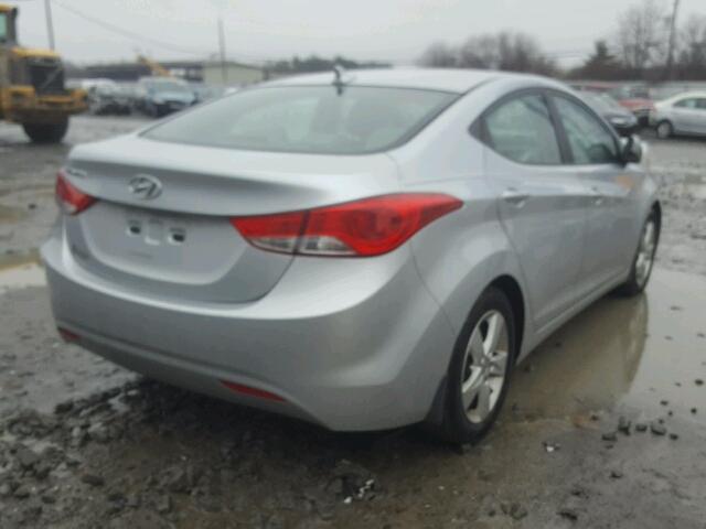 5NPDH4AE9DH420506 - 2013 HYUNDAI ELANTRA GL SILVER photo 4