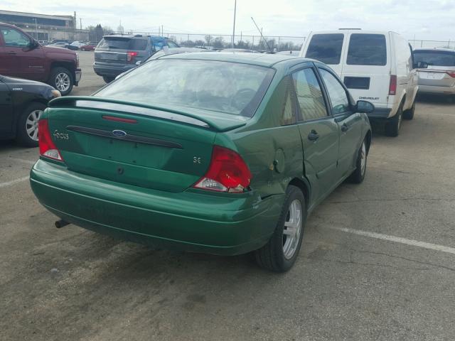 1FAFP34352W117302 - 2002 FORD FOCUS SE GREEN photo 4