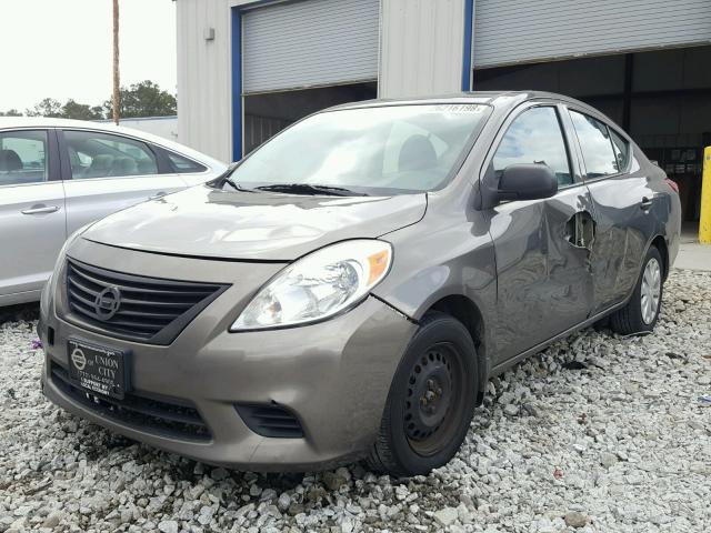 3N1CN7AP7EL852216 - 2014 NISSAN VERSA S BROWN photo 2