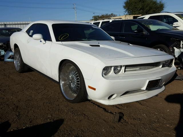 2C3CDYAGXEH313253 - 2014 DODGE CHALLENGER WHITE photo 1