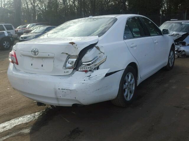 4T1BF3EK3BU751698 - 2011 TOYOTA CAMRY BASE WHITE photo 4