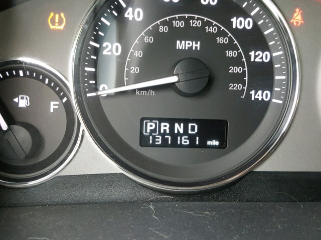 1J8HG582X8C245053 - 2008 JEEP COMMANDER მწვანე ფოტო 8