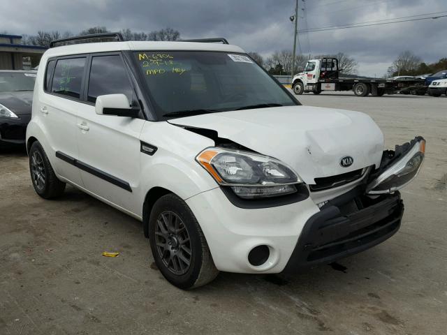 KNDJT2A50D7526806 - 2013 KIA SOUL WHITE photo 1