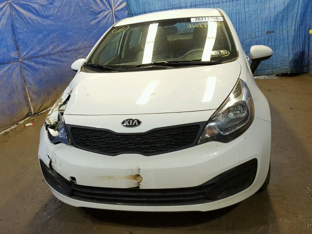 KNADM4A38D6215471 - 2013 KIA RIO LX WHITE photo 9