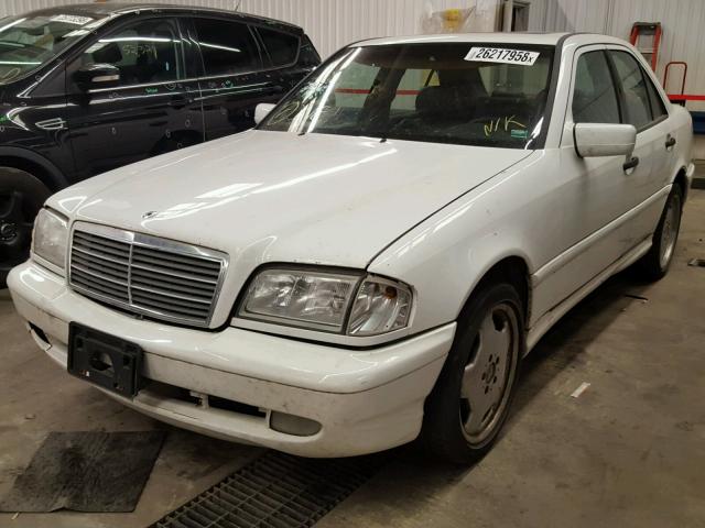 WDBHA33GXWF734241 - 1998 MERCEDES-BENZ C 43 WHITE photo 2