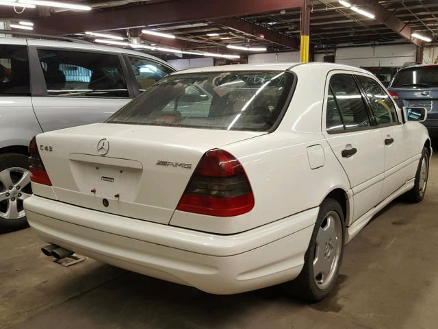 WDBHA33GXWF734241 - 1998 MERCEDES-BENZ C 43 WHITE photo 4