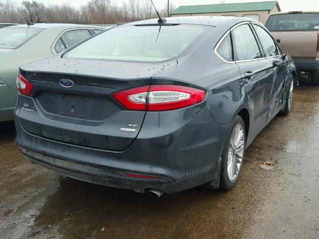 3FA6P0HD1FR277283 - 2015 FORD FUSION SE GREEN photo 4