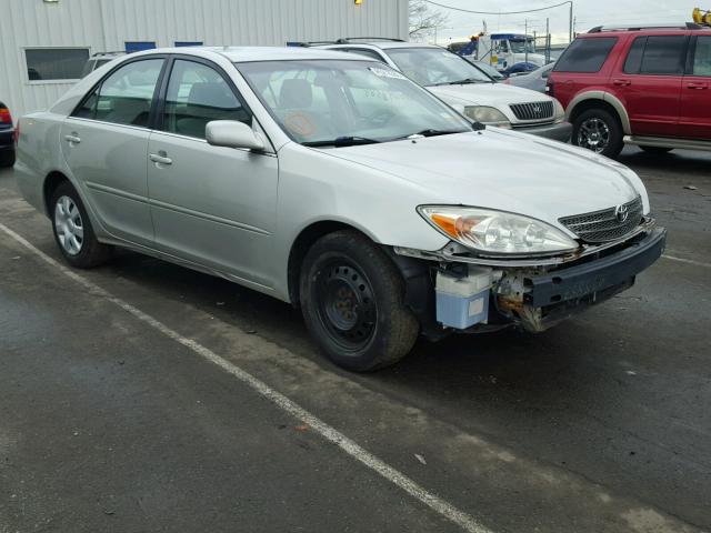 4T1BE32K24U796559 - 2004 TOYOTA CAMRY LE SILVER photo 1