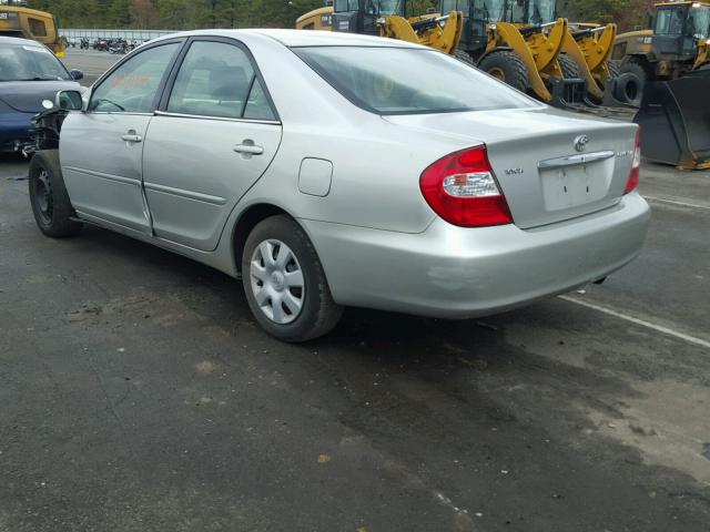 4T1BE32K24U796559 - 2004 TOYOTA CAMRY LE SILVER photo 3