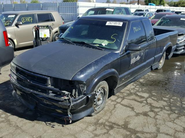 1GCCS19W5Y8167584 - 2000 CHEVROLET S TRUCK S1 BLACK photo 2