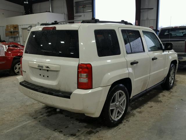 1J8FF28W07D345697 - 2007 JEEP PATRIOT SP WHITE photo 4