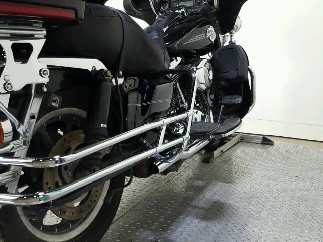 1HD1FC4187Y677542 - 2007 HARLEY-DAVIDSON FLHTCUI BLACK photo 13