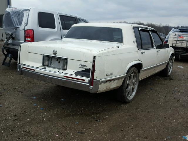 1G6CD53B9P4218262 - 1993 CADILLAC DEVILLE WHITE photo 4