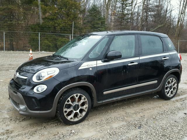 ZFBCFADH9EZ016530 - 2014 FIAT 500L TREKK BLACK photo 2