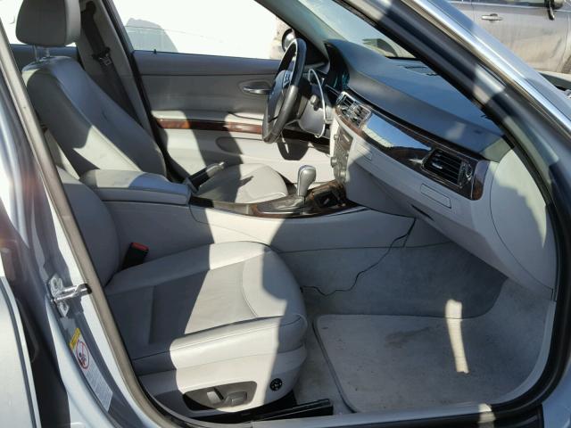 WBAVD33556KV68161 - 2006 BMW 330 XI SILVER photo 5