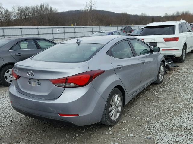 5NPDH4AE7FH591841 - 2015 HYUNDAI ELANTRA SE SILVER photo 4