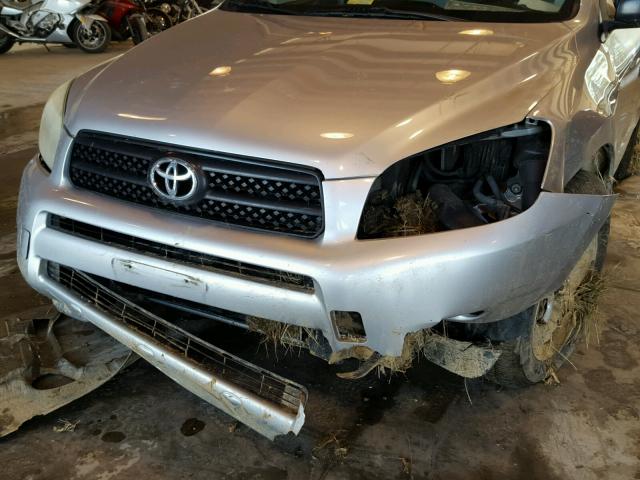 JTMBD33V665037782 - 2006 TOYOTA RAV4 SILVER photo 9