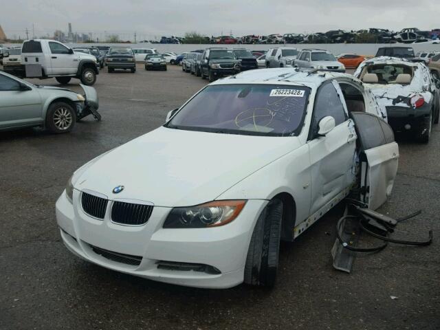 WBAVB33506PS16582 - 2006 BMW 330 I WHITE photo 2