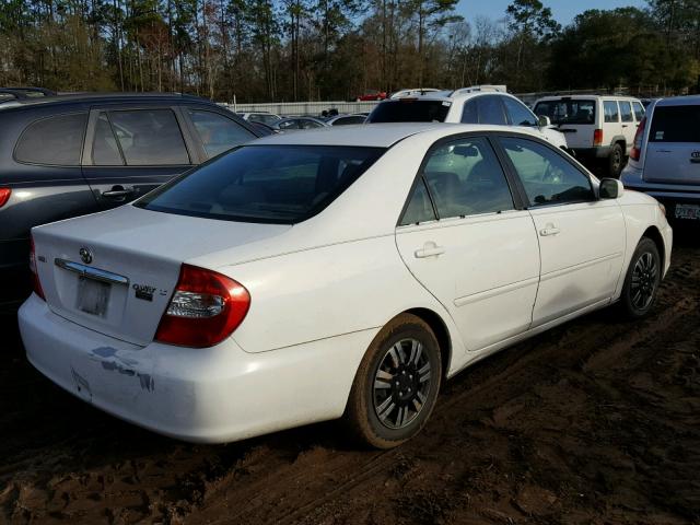 4T1BE32KX2U093692 - 2002 TOYOTA CAMRY LE WHITE photo 4