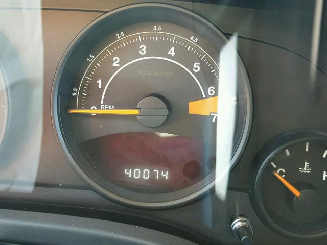 1C4NJCBAXGD615684 - 2016 JEEP COMPASS SP WHITE photo 8