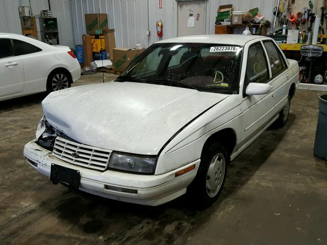 1G1LD5540SY150682 - 1995 CHEVROLET CORSICA WHITE photo 2